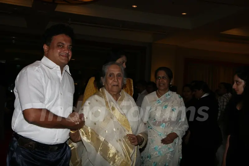 Megastar Amitabh Bachchan unveils Nitin Desai's book at his 25th year celebrations at JW Marriott in Mumbai