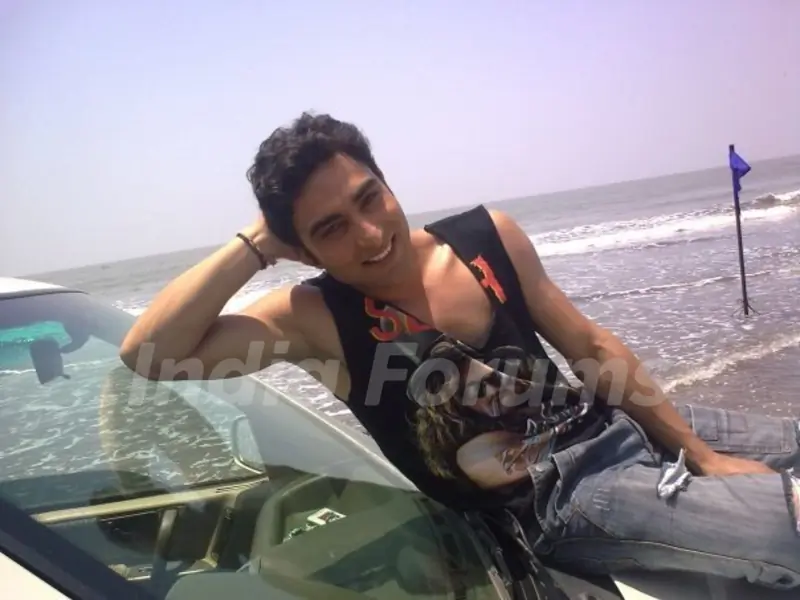 Praneet Bhatt