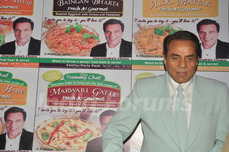 Dharmendra launch YUMMY CHEF 'Heat and Eat' at Novetal Hotel