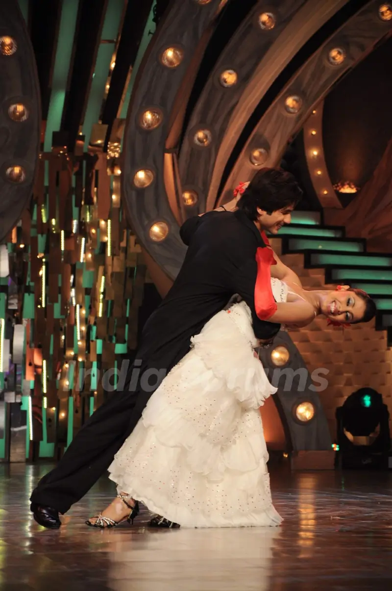Shahid Kapoor on the sets of Just Dance in Filmcity, Mumbai