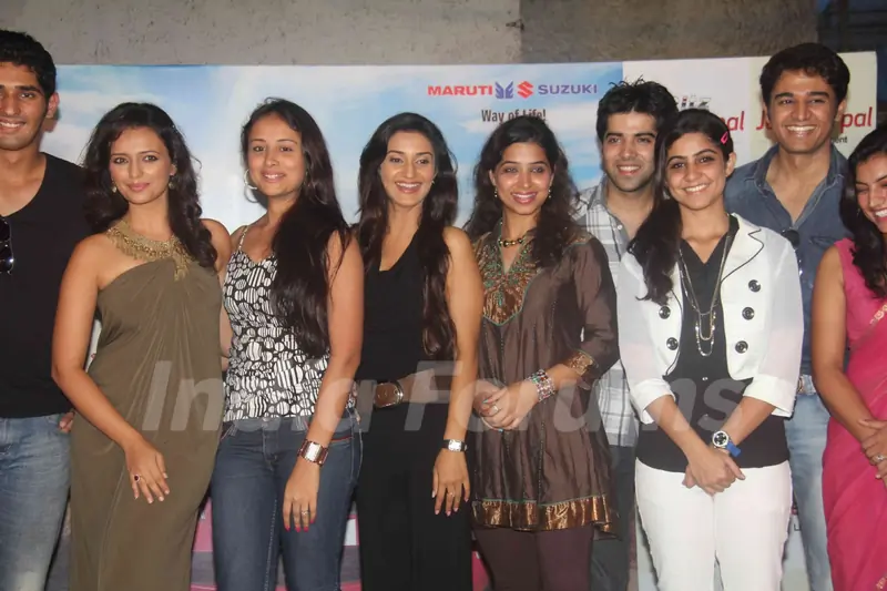 Entire team at Ritz Jee Le Ye Pal press meet, Vie Lounge