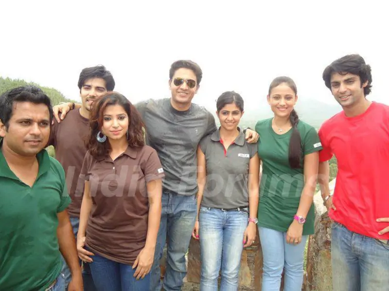 Anupriya KapooraAnupriya, Karan, Gaurav, Kinshuk and other cast in  Ritz JeeLe Ye Pal