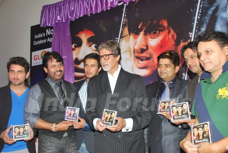 Amitabh Bachchan unveils 'This Weekend' first look at Sun N Sand, Mumbai