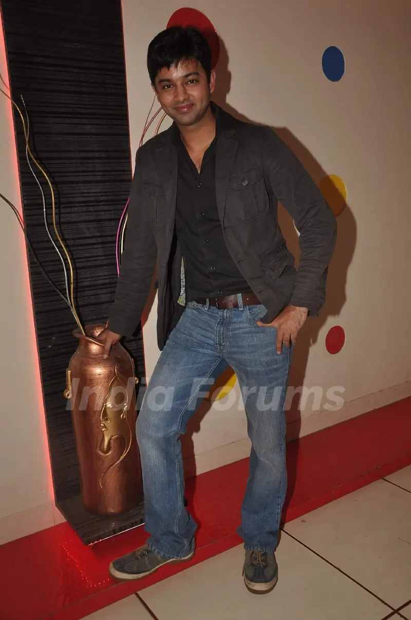 Anuj Thakur at 'Beend Banoongaa Ghodi Chadhunga' tvshow celebrate the completion of 100 episodes