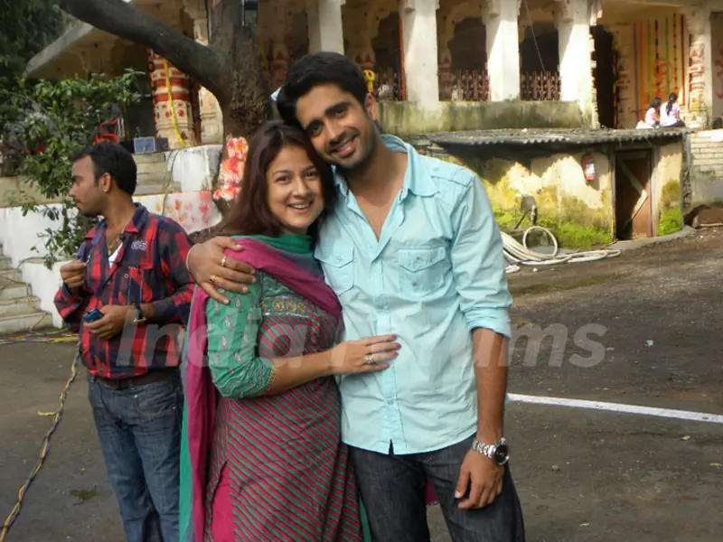 Avinash with Kirti Kelkar