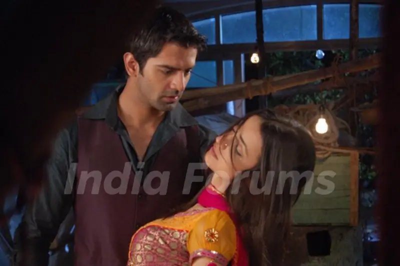 Arnav and Khushi in Iss Pyaar Ko Kya Naam Doon