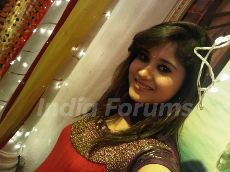 Tapeshwari Sharma on the sets of Sasural Genda Phool