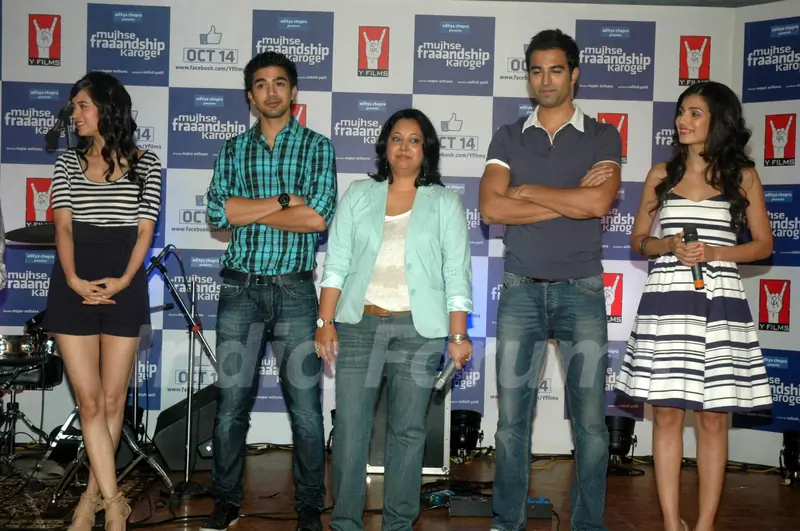 Cast and Crew at Mujhse Fraaandship Karoge music showcase at Yashraj Studios