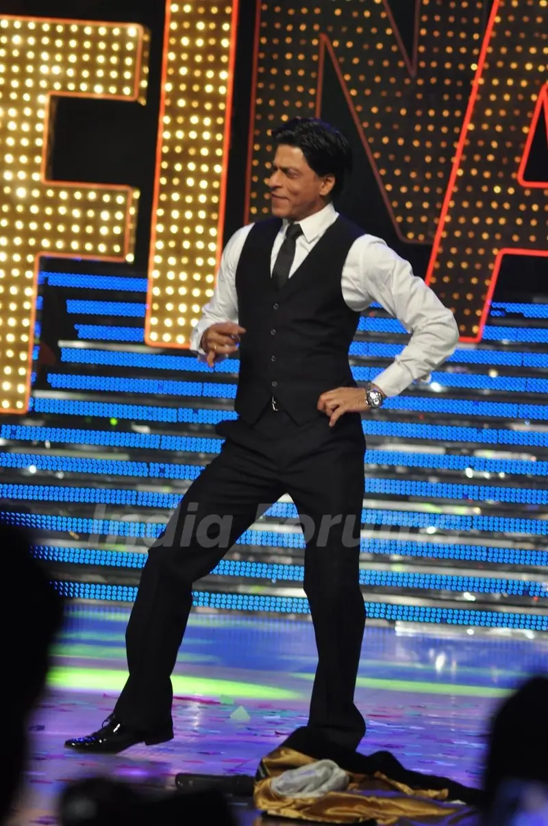 Shah Rukh Khan at the finale of Just Dance at Filmcity, Mumbai