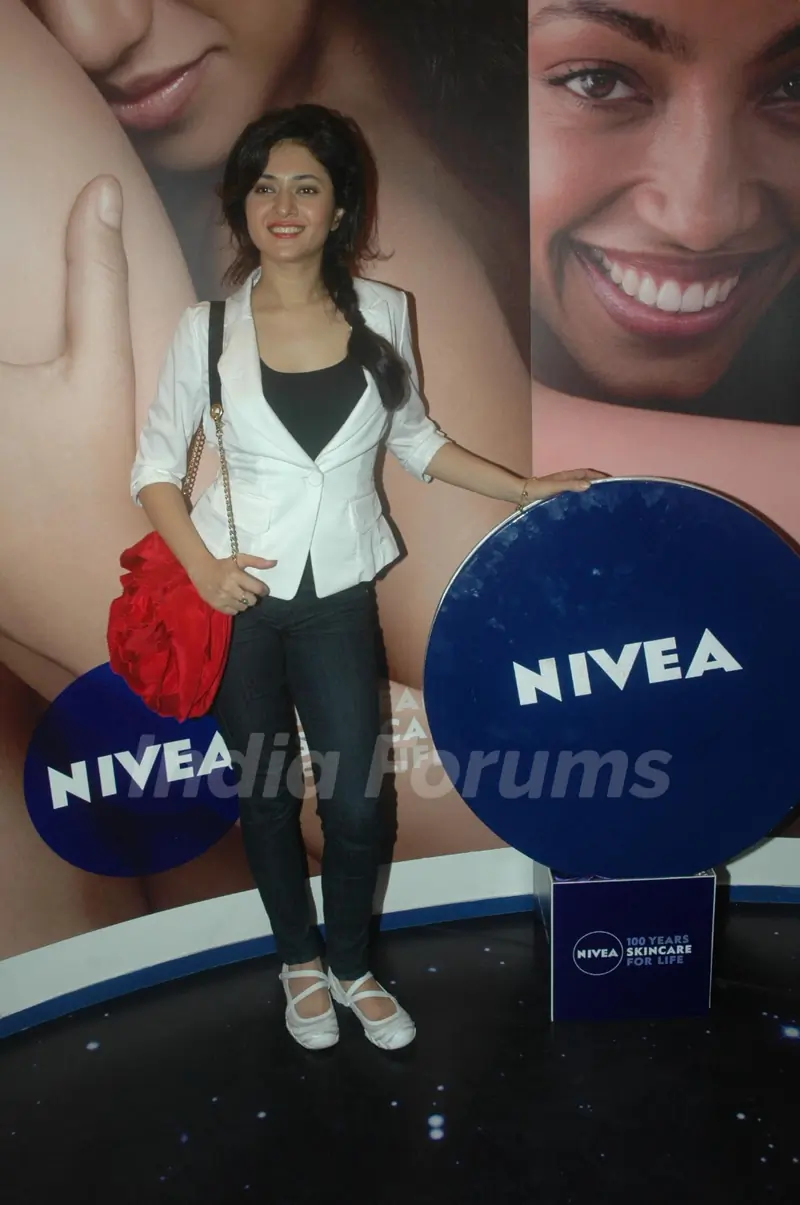 Sonal Sehgal at Nivea Promotional Event at Malad