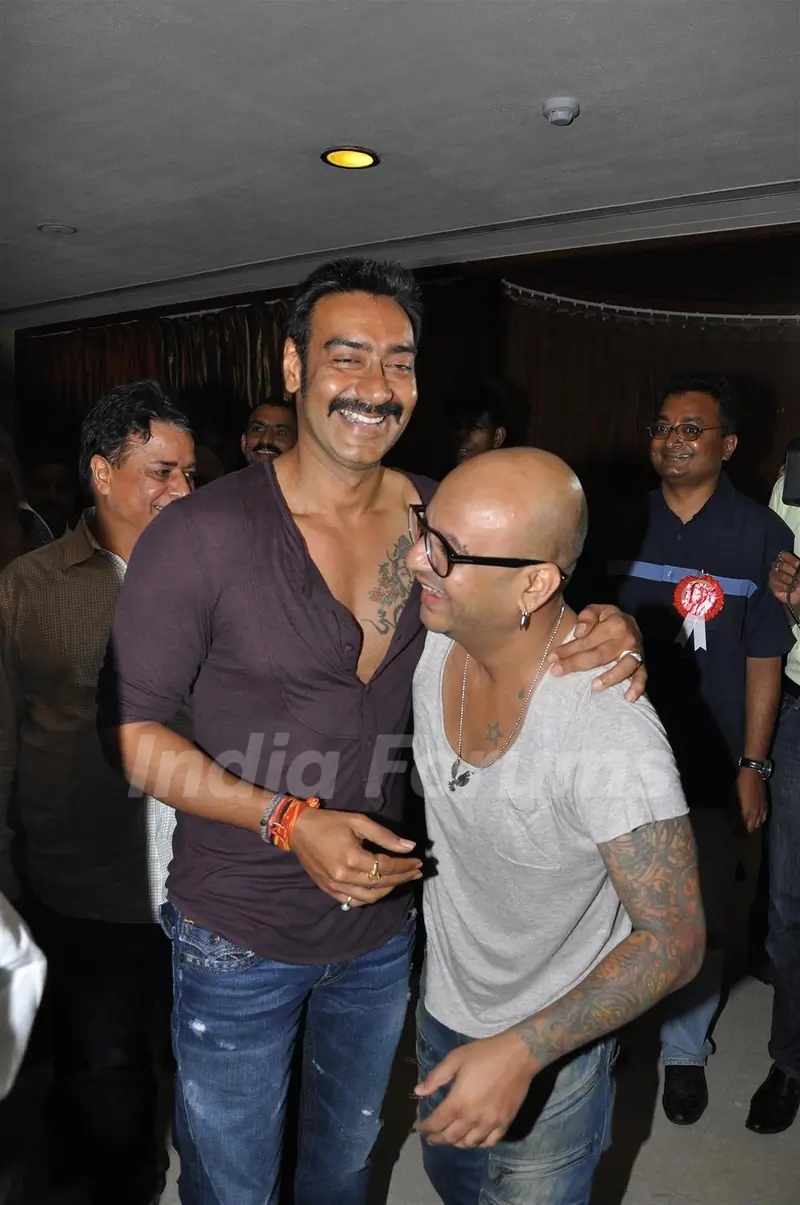 Ajay Devgan felicitated by Ex Mithibai College association headed by Krishna Hegde