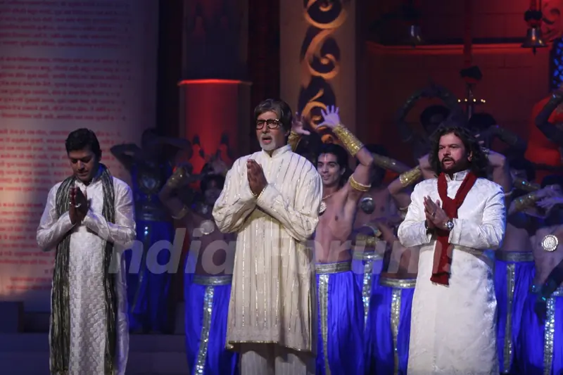 Amitabh Bachchan, Aadesh Shrivastava performs during the launch of album 'Shri Hanuman Chalisa'
