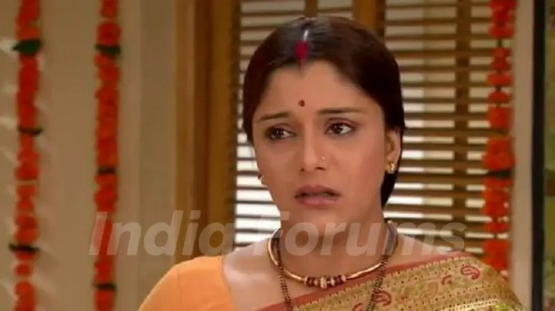 Kshitee Jog as Meeta in TV Show Navya