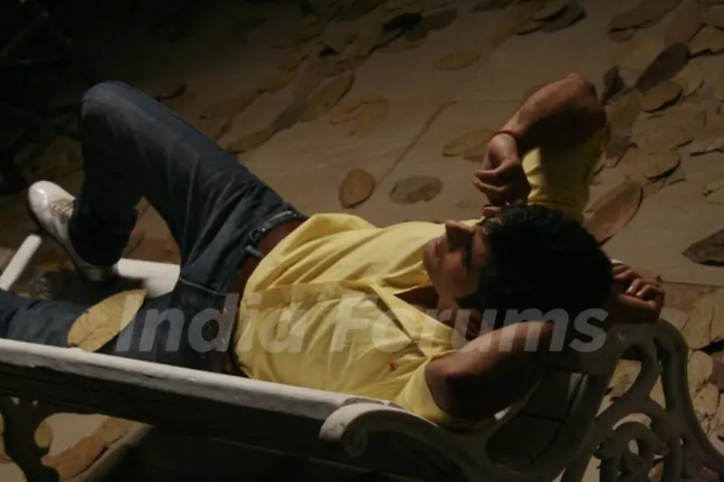 Karan Tacker as Shantanu in Rang Badalti Odhani