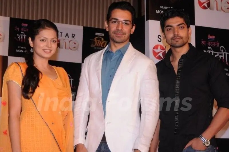 Cast of Geet Hui Sabse Parayi