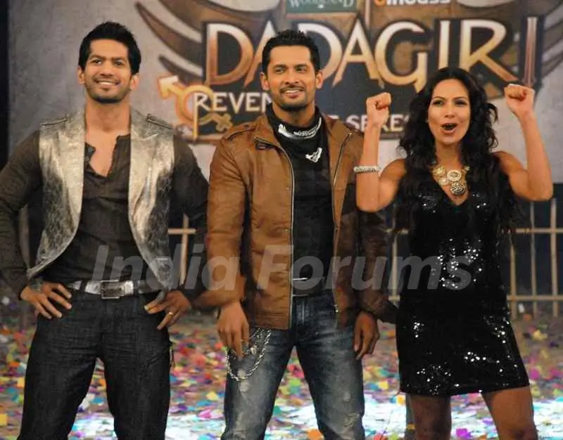 Amit Tandon with Vishal Bhonsle and Shaurya Chauhan