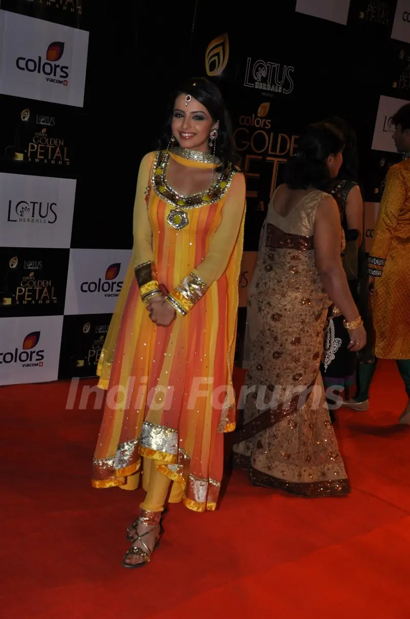 Wasna Ahmed at Red Carpet of Golden Petal Awards By Colors in Filmcity, Mumbai