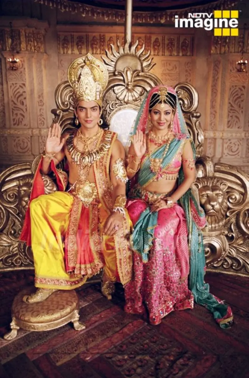 Gurmeet & Debina as Shri Ram & Sita in NDTV Imagine's Ramayan