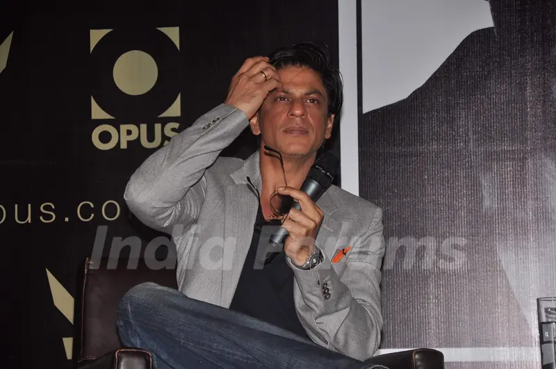 Shah Rukh Khan unviels srkopus.com and his special signing of Copy Number 1 signature at Hotel Tride