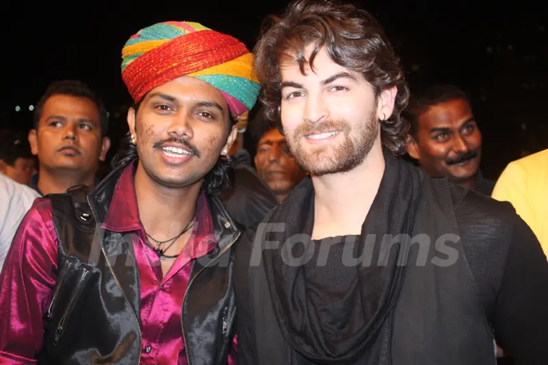 Neil Nitin Mukesh and Swaroop at 'Spinnathon 2011' at Mumbai