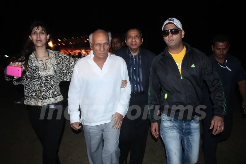 Yash Raj Chopra & Prashant Shirsat at 'Spinnathon 2011' at Mumbai