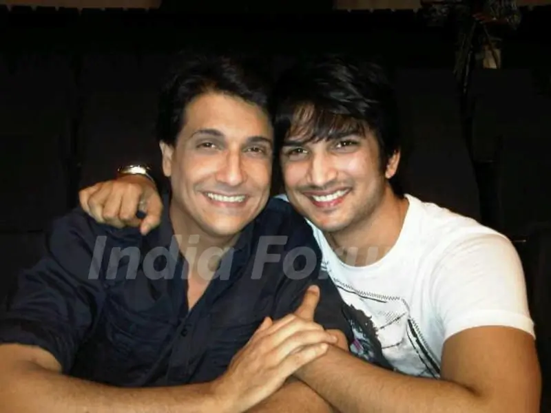 Sushant Singh Rajput with Shiamak Davar