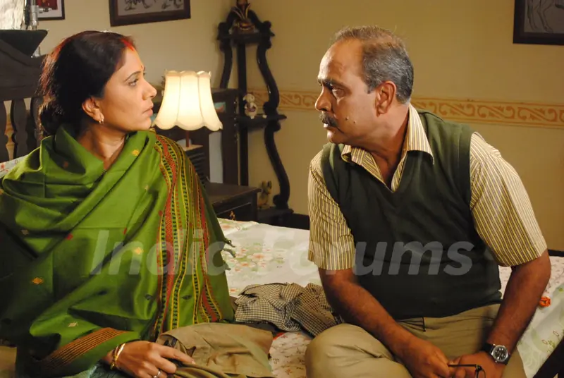 Still from tv show Tum Dena Saath Mera