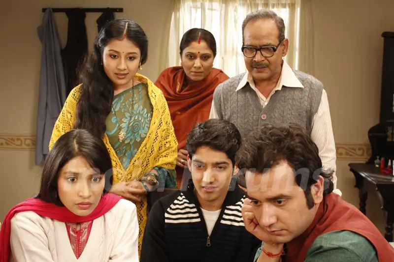Still from tv show Tum Dena Saath Mera