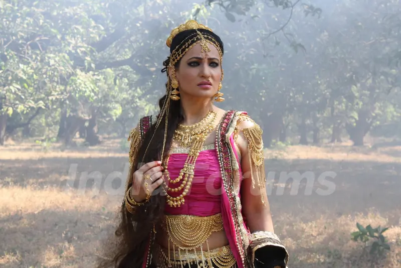 Rakshandha Khan as Madinike in Devon Ke Dev. Mahadev
