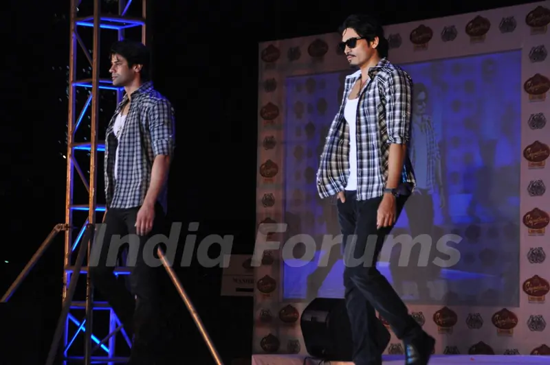 Models walk the ramp for McDowell’s Signature Premier Indian Derby 2012 fashion show at RWITC