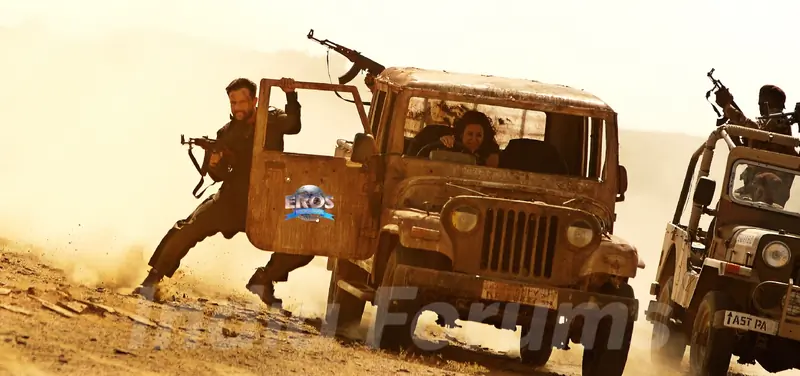 Still scene from the movie Agent Vinod