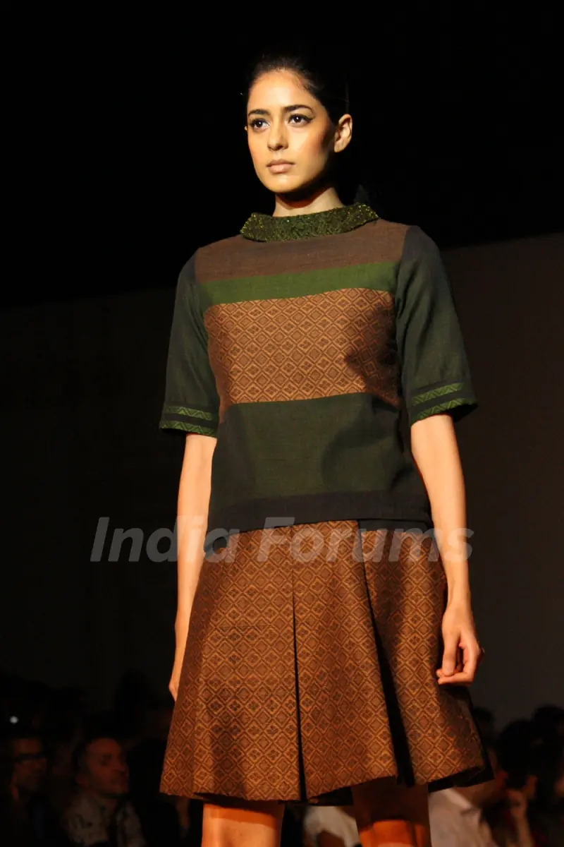 A model displays a creation by designer Gaurav Jai Gupta at the Wills Lifestyle India Fashion week 2012,in New Delhi. (Photo : IANS).
