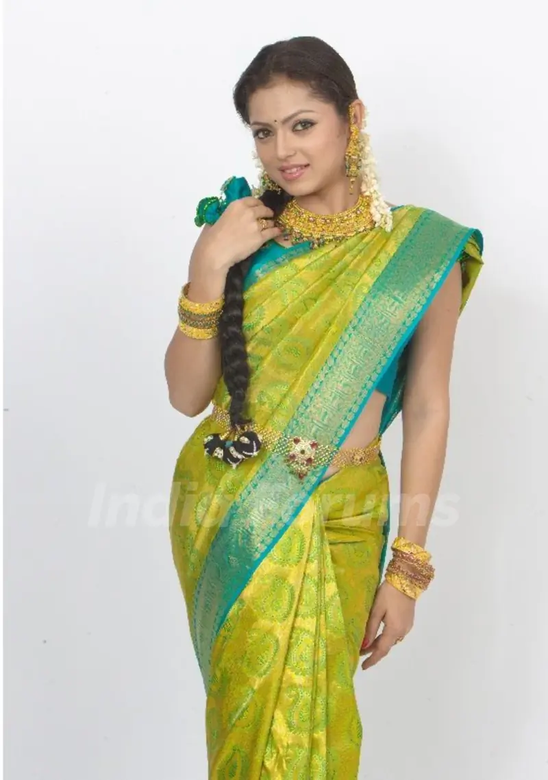 Drashti Dhami