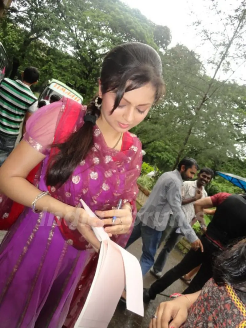 Drashti Dhami