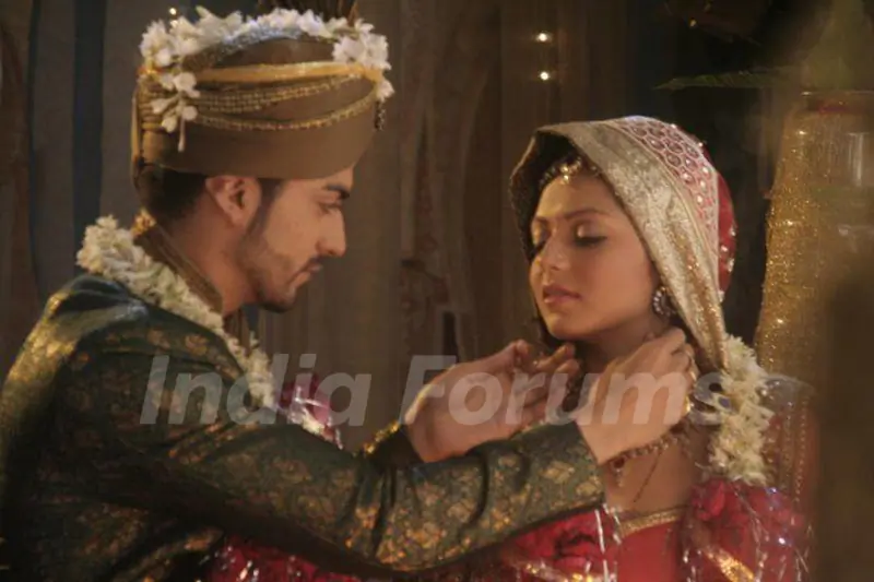 Drashti & Gurmeet as Geet & Maan wedding Sequence in Geet Hui Sabse Parayi