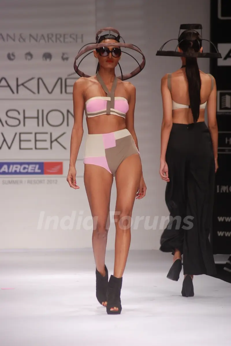 Model walk the ramp for Masaba Shivan Naresh show at Lakme Fashion Week day 1 at Grand Hyatt in Mumbai. .