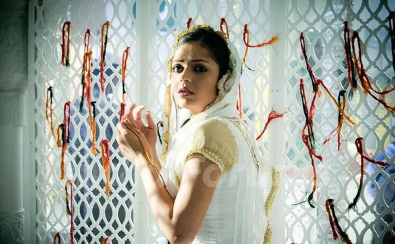 Drashti Dhami as Geet
