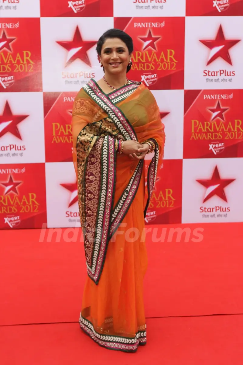 Supriya Pilgaonkar at STAR Parivaar Awards Red Carpet