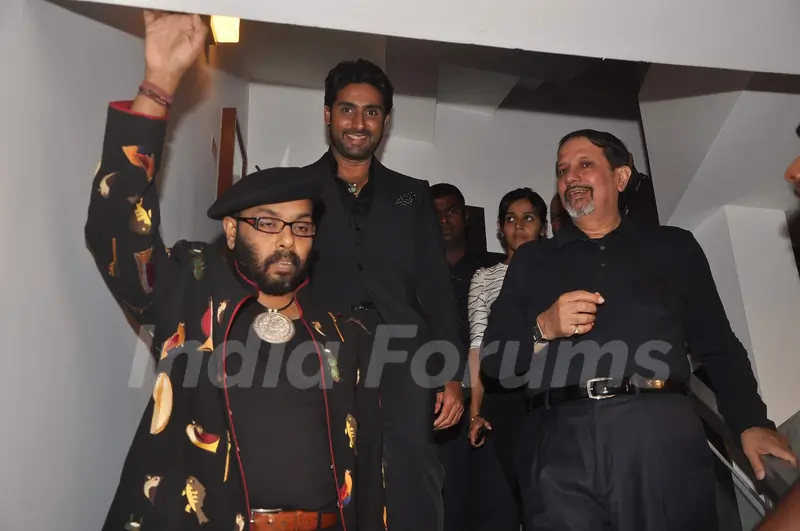 Abhishek Bachchan at Paresh Maity's art event. .