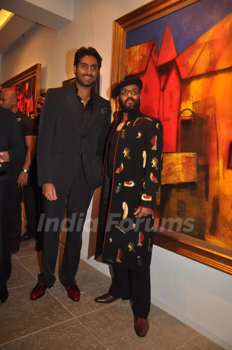 Abhishek Bachchan at Paresh Maity's art event. .