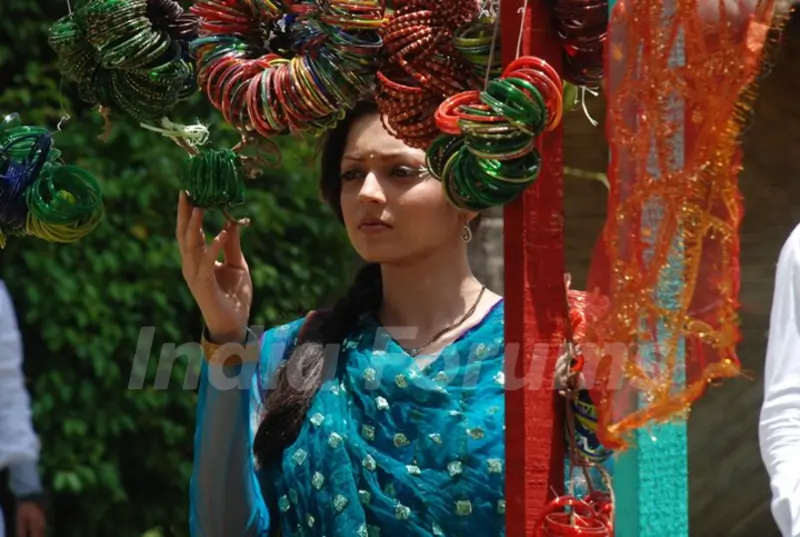 Drashti Dhami in Geet