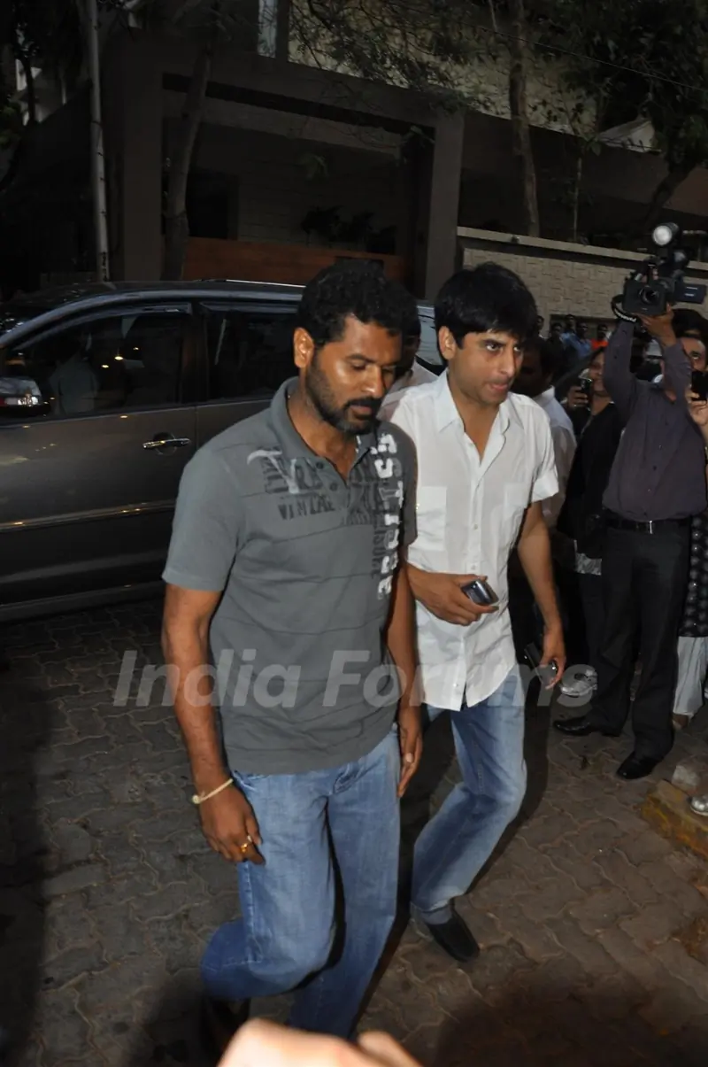 Prayer meet for Mona Kapoor