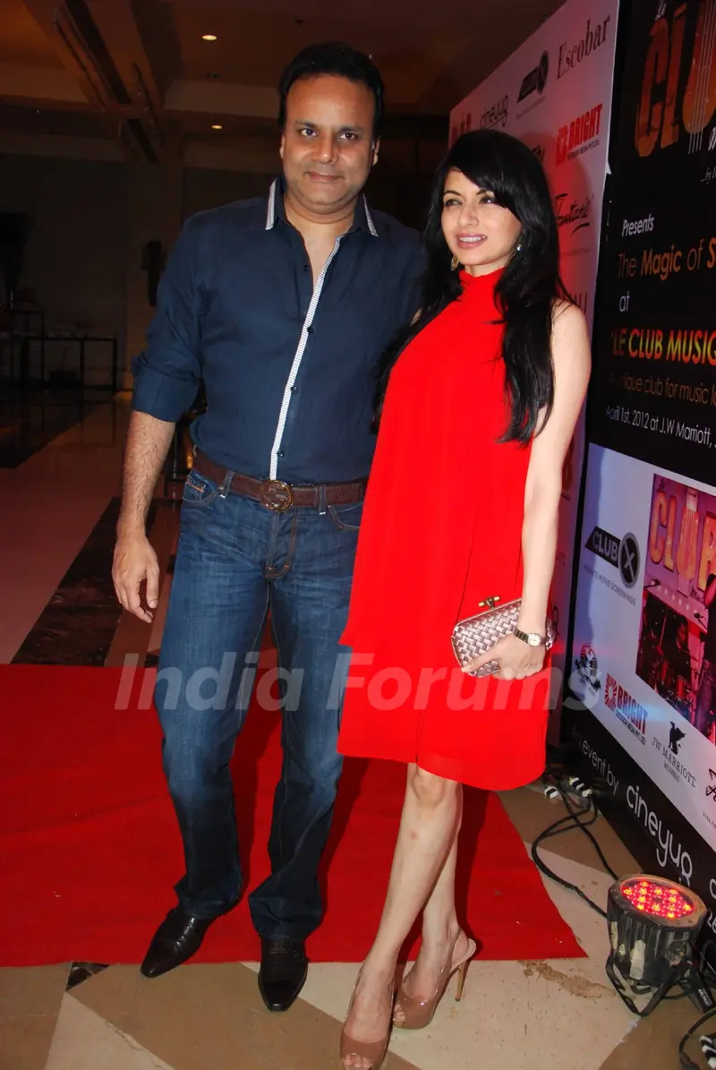 Himalaya and Bhagyashree at Gitanjali Le Club Musique