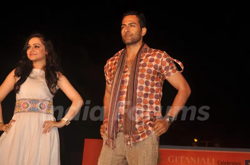 Sudhanshu Pandey and Muskaan Mehani at GR8! Fashion Walk for the Cause Beti by Television Sitarre