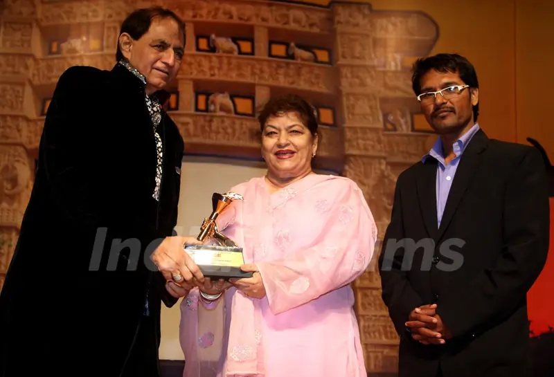 Harish Shah, Saroj Khan and Kailash Masoom at Dr. Ambedkar Awards