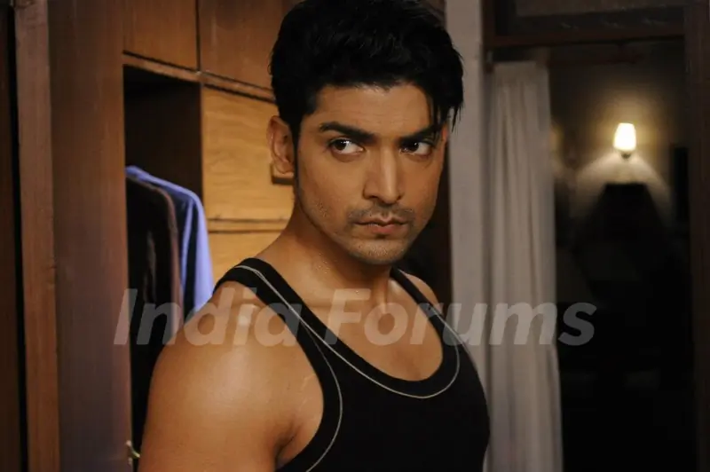 Gurmeeet as Yash Sindhya on sets of Punar Vivah