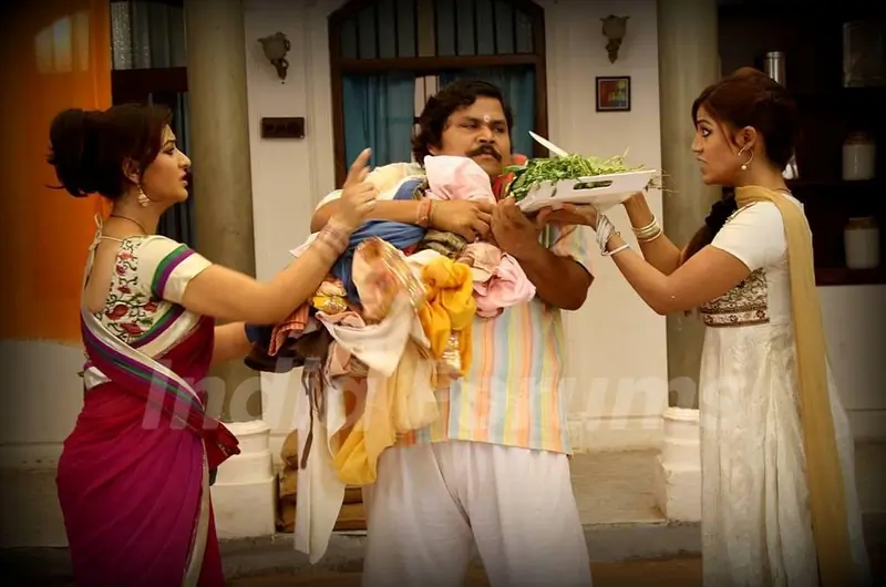 Debina Bonnerjee and Shilpa Shinde in Chidiya Ghar