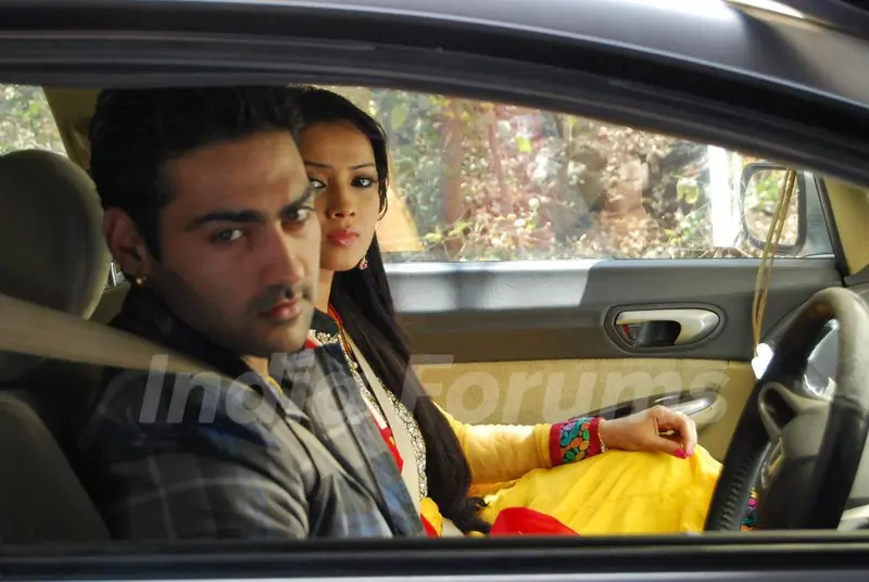Agam and Amrit still from Amrit Manthan