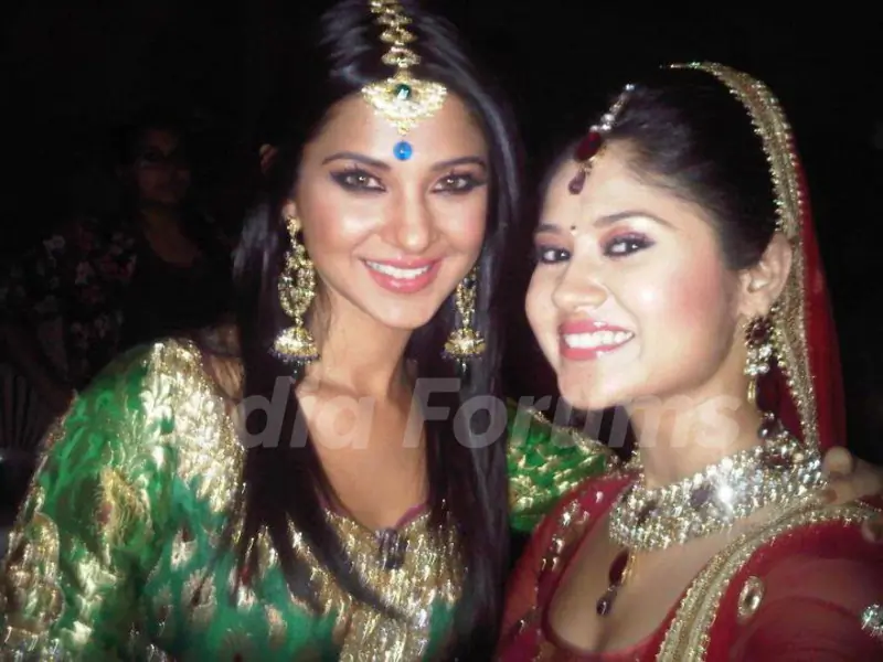 Jennifer Winget and Tapeshwari Sharma