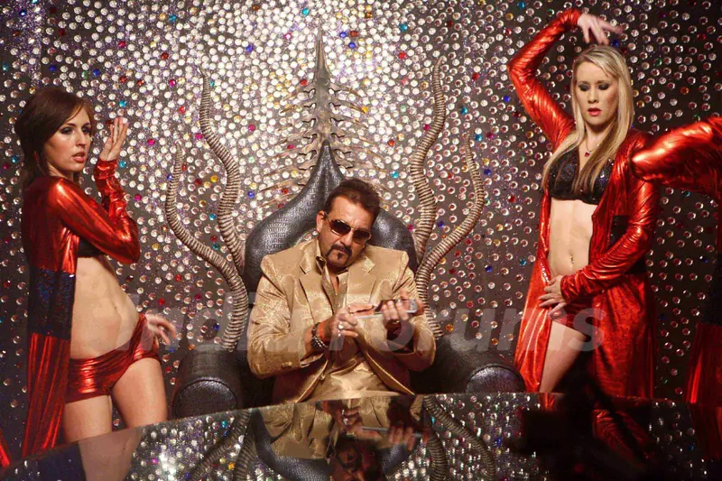 Sanjay Dutt with hot models